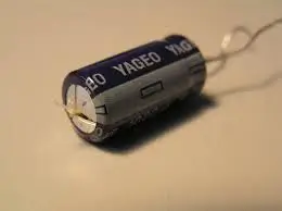 capacitor eletrolitico estufado